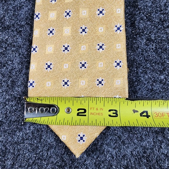 COUNTESS MARA Men's 100% Silk Necktie Designer Geometric Gold/Silver/Blue VGUC - Picture 6 of 6